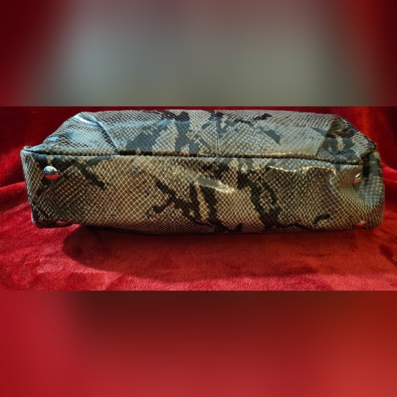 Coach Snakeskin Patterned Women's Bag - Picture 7 of 14